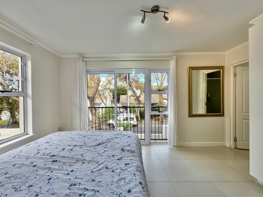 1 Bedroom Property for Sale in Kenilworth Western Cape